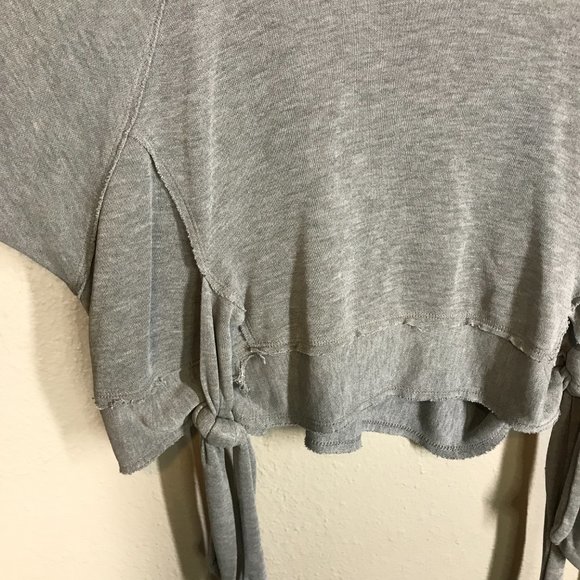 Free People Gray Movement Flow Long Sleeve Raw Hem Athletic Pullover - Picture 6 of 10